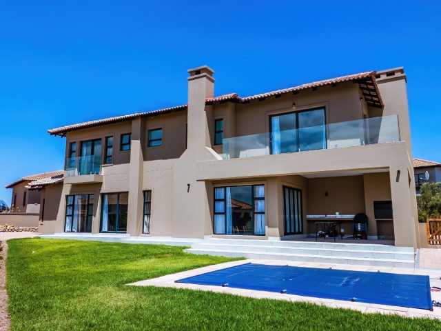 5 Bedroom House for Sale in The Hill