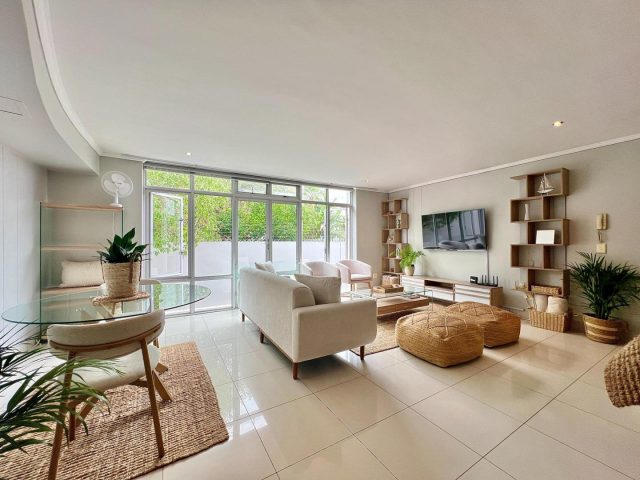 2 Bedroom Apartment / Flat to Rent in Beach Estate