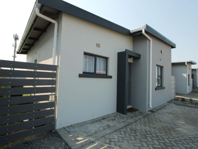 2 Bedroom House for Sale in The Conifers