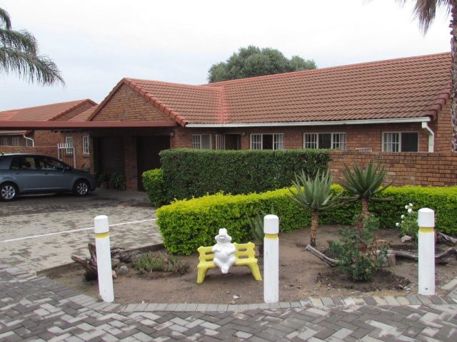 2 Bedroom Townhouse for Sale in Annlin