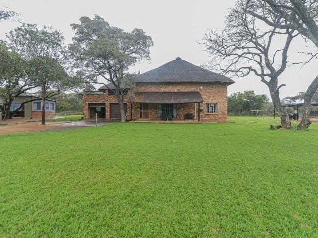 Farm for Sale in Dinokeng Game Reserve