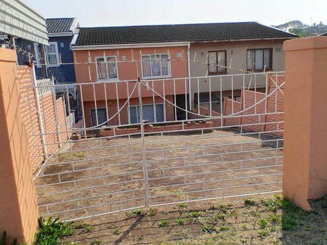 3 Bedroom House for Sale in Newlands West