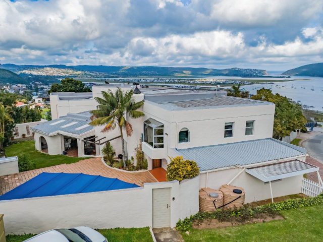 5 Bedroom House for Sale in Knysna Heights