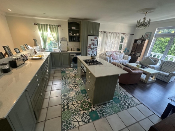 1 Bedroom Apartment / Flat For Rent in Victorskloof, Hout Bay