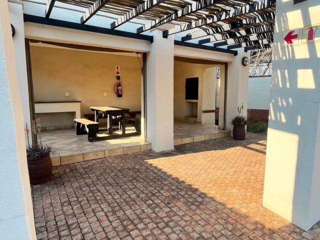 2 Bedroom Apartment / Flat to Rent in Boardwalk