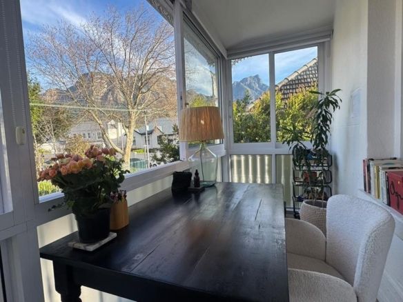 2 Bedroom House to Rent in Claremont Upper