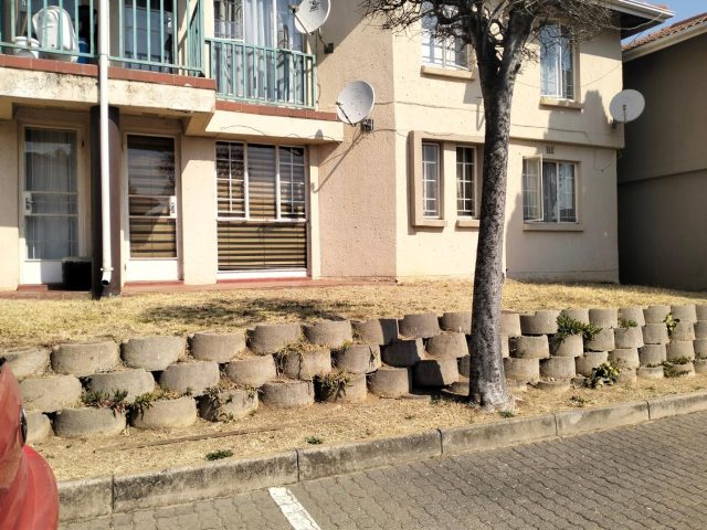 3 Bedroom Apartment / Flat for Sale in Vorna Valley