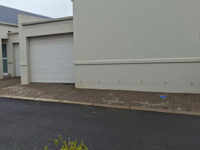 2 Bedroom House to Rent in Laguna Sands