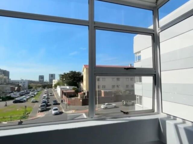 2 Bedroom Apartment / Flat for Sale in Zonnebloem