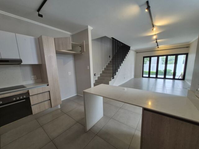 2 Bedroom Townhouse to Rent in Sandown