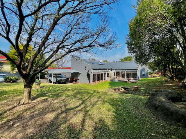 5 Bedroom House for Sale in Aviary Hill