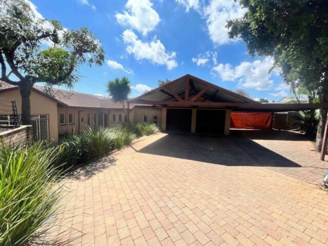 3 Bedroom House to Rent in Garsfontein