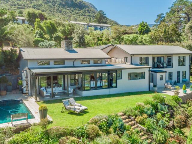 3 Bedroom House for Sale in Kenrock Country Estate