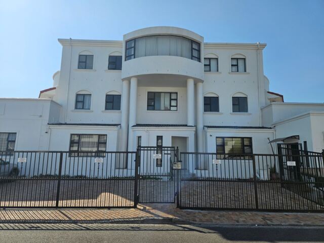 5-Bed Hospitality Short term-stay Accommodation For Sale In Crawford