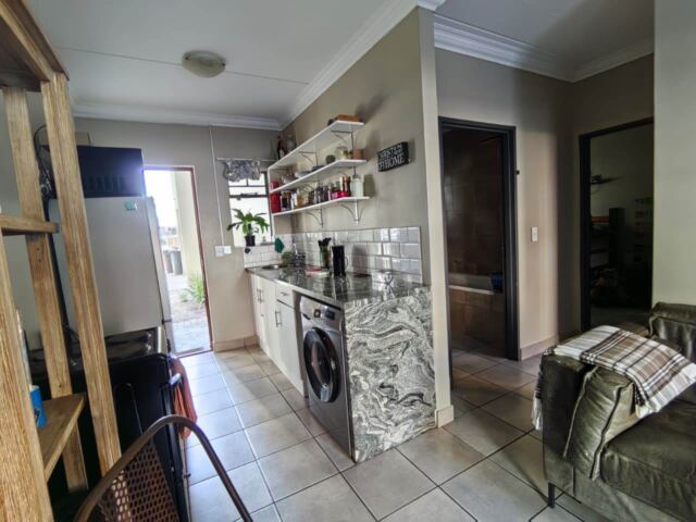 2 Bedroom Apartment For Sale in Security Complex, Scottsdene, Kraaifontein.